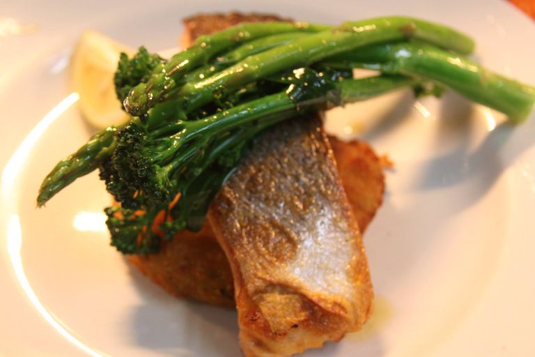 Fish fillet with broccolini